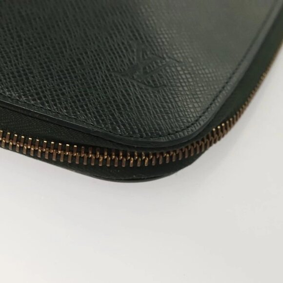 LOUIS VUITTON Taiga Organizer Atholl Travel Case Epicea M30654 LV Auth bs27155 - Picture 5 of 16